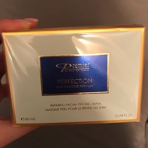 Dead Sea premier Refining facial peeling mask